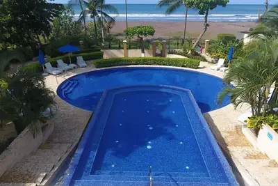 Image de Luxury Beachfront Paradise (marbre, granit partout)