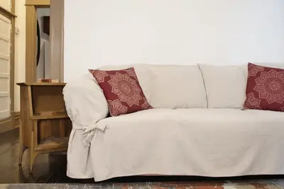 Image de Élégant appartement de style vintage dans un bâtiment historique