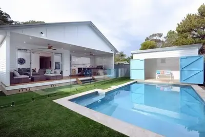 Image de Patonga perfection - spacieuse maison de plage + piscine