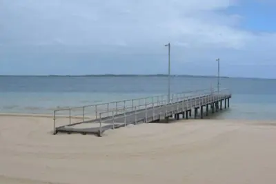 Image de Lewington Beach Retreat