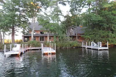 Location unique de l'île de Winnipesaukee