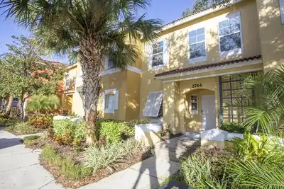 Image de Floridian Best Deal @ Zone Disney- * Wifi gratuit * Télévision par câble - Emerald Island Resort