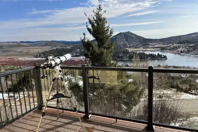 Image de Lake House Meilleure Vue Et QUALITÉ 5 ÉTOILES - Lits moelleux pour 10 4 Chambres