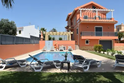 Villa de luxe avec piscine privée chauffée