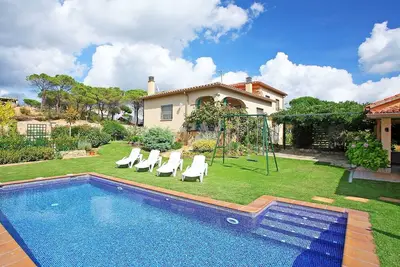 Maison de vacances privée avec piscine privée, Wifi, Tv, patio, animaux admis, parking