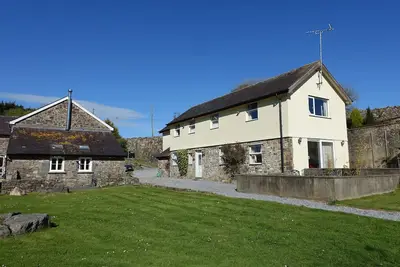 Image de Mai Cottage - familial et avec une vue imprenable sur le lac