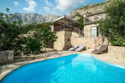 Image de Maison de vacances privée avec piscine privée, Wifi, climatisation, Tv, terrasse, vue panoramique