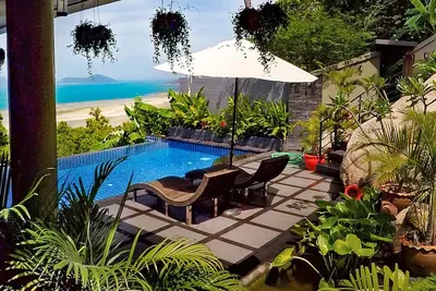 Image de Villa Crystal, Vues Panoramiques sur l'Océan, Villa 1 Chambre avec Grande Piscine d'Eau Salée