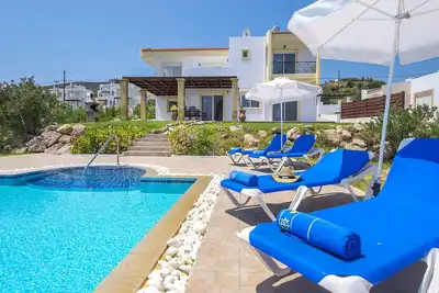 Image de Villa Alexi près de Lindos - Wi-Fi, piscine privée et vue sur la mer! r