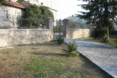 Image de Maison avec grand jardin