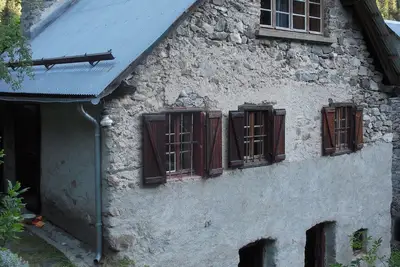 Image de parc des Ecrins maison dans le village de Valsenestre 1300m