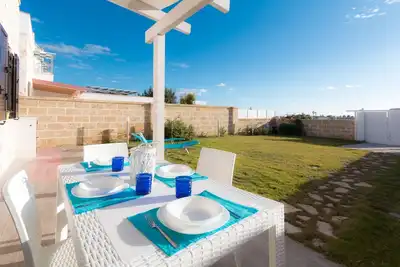 Image de Villa Violette à Torre Lapillo avec jardin privé
