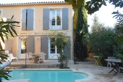 Image de Charmante petite Bastide neuve avec piscine privée en Drôme Provençale
