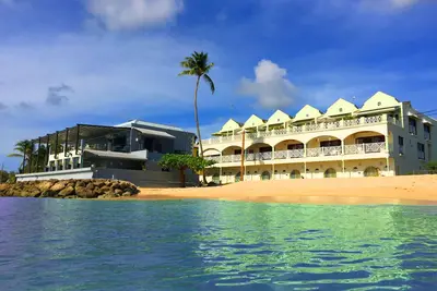 Image de The Wicket - Penthouse avec terrasse ensoleillée sur la plage de la côte ouest à White Sands, superbe!