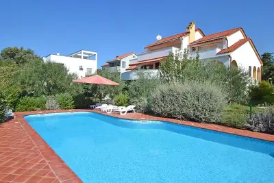 Image de Bel appartement pour 6 personnes avec Wifi, piscine, climatisation, Tv, terrasse et parking