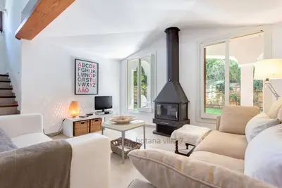 Image de Villa agréable et confortable avec piscine à Cala San Vicente!