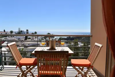 Image de Appartement de luxe avec vue sur la mer et le marina