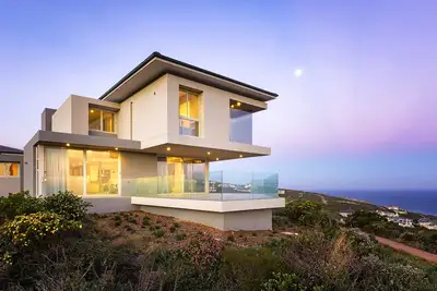 Image de Maison 5 * 4 chambres sur le meilleur terrain de golf de Sa. Les meilleures vues sur le domaine.
