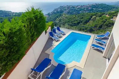 Image de Club Villamar - A beautiful modern Apartment with private pool and free Wi-Fi, with a view of the. . .