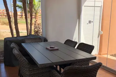 Image de Appartement de luxe au rez-de-chaussée avec 3 chambres, parfait pour les familles et les golfeurs |