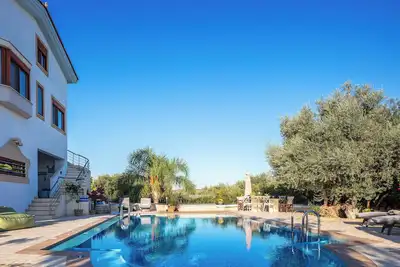 Image de Villa de haute qualité avec piscine chauffée de 50 m² à seulement 4 km de La Canée et de la plage