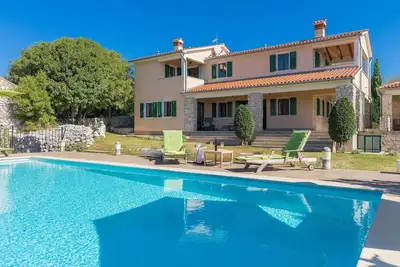 Image de Maison de vacances privée avec climatisation, Wifi, piscine privée, Tv, terrasse, parking
