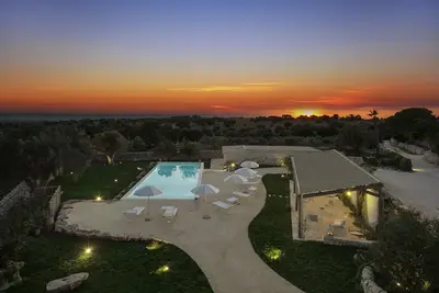 Image de Wonderful Charming Villa with pool in the suggestive countryside near the sea,