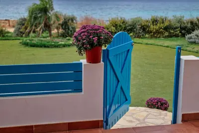 Superbe villa de 5 chambres face à la mer avec piscine privée