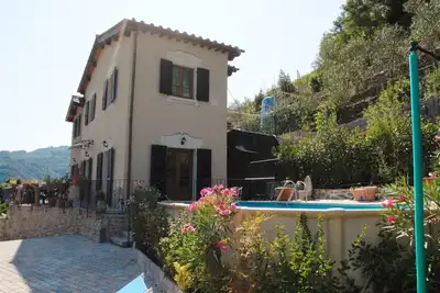 Image de Villa avec piscine Ă distance de marche de Fornoli, Bagni Di Lucca