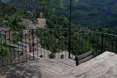 Image de Maison de village en pierre avec grande terrasse à 1\/2h Mercantour\/ Côte d'azur