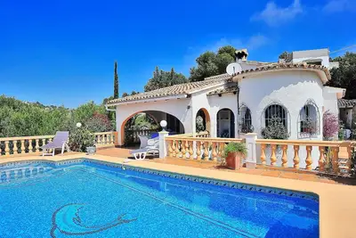 Image de Magnifique maison de vacances privée avec climatisation, piscine privée, Wifi, Tv, patio, parking