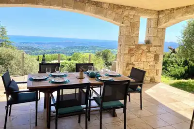 Image de Vence, proche Nice, Vue Mer, Piscine Chauffée, bas de Villa 5*****, Terrass, Clim
