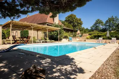 Image de Vaste demeure de caractère avec de nombreux espaces