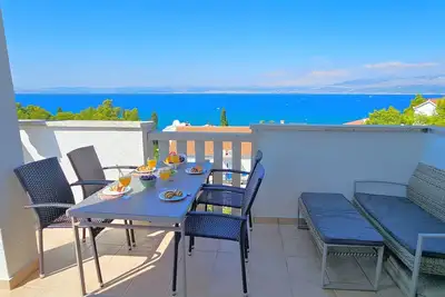 Image de Appartement du dernier étage magnifiquement meublé et de vues spectaculaires