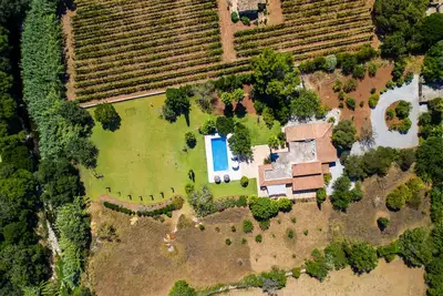 Image de Entertainment Packed, Spacious, Peaceful & Convenient