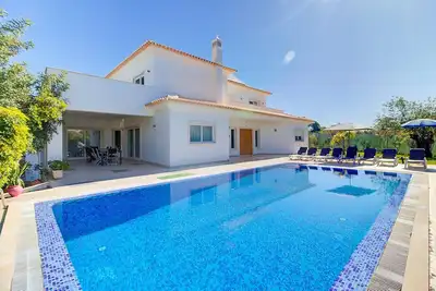 Image de Marazul Luxury villa w / Games room, Ac, Smart Tv