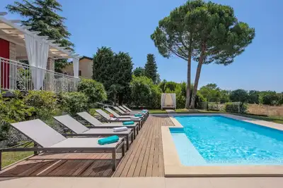 Image de Maison de vacances privée avec climatisation, Wifi, piscine privée, Tv, terrasse, vue panoramique