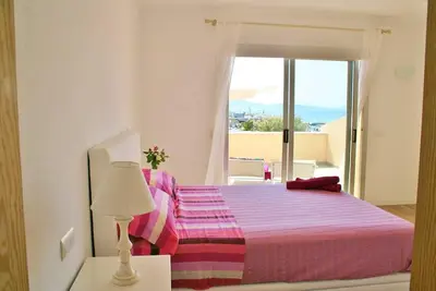 Image de Appartement confortable sur le front de mer