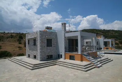 Villa de Luxe \"Lemonia\"