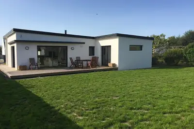 Image de Maison neuve tout confort près des plages à Roscoff.