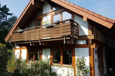 Image de 1 chambre pour 2 personnes avec terrasse juste à l'extérieur de Cologne / Messe