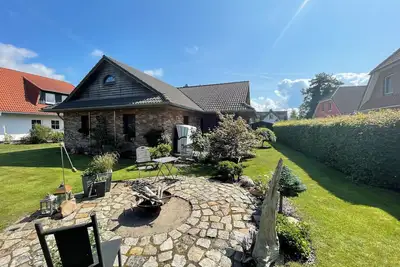 Image de 2010 ouvert, chalet très calme avec une énorme terrasse ensoleillée