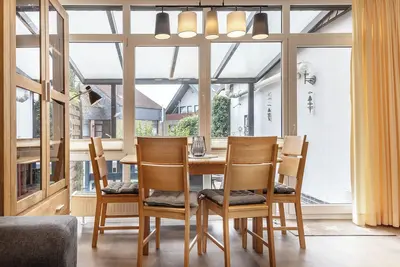 Image de Le facteur de bien-être est de 100 pour cent: l'appartement du rez-de-chaussée a été entièrement rénové