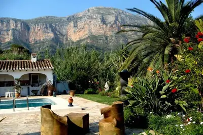 Image de Bungalow séparément à Finca zw. Vignobles, montagnes et mer