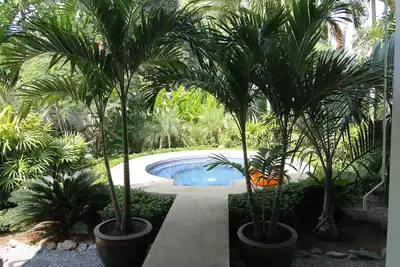 Image de Golf paradis! Villa Daily. Service, endroit calme exclusive avec jardin et jacuzzi