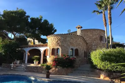 Image de Fantastique finca avec grande piscine, beau jardin, à quelques minutes de la plage
