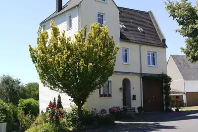 Image de Freestanding holiday house with large *** - star apartment