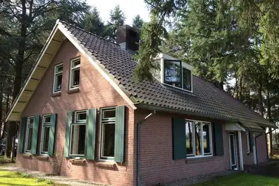 Image de Romantique, calme grand appartement dans la forêt avec une vue imprenable