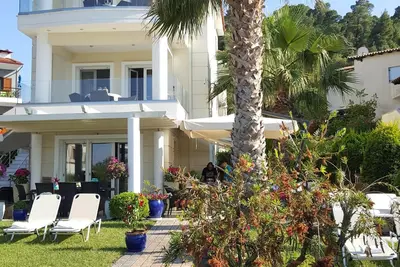 Image de Maison de vos rêves dans un petit paradis entre mer et forêt