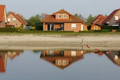 Image de Maison de vacances au bord du lac